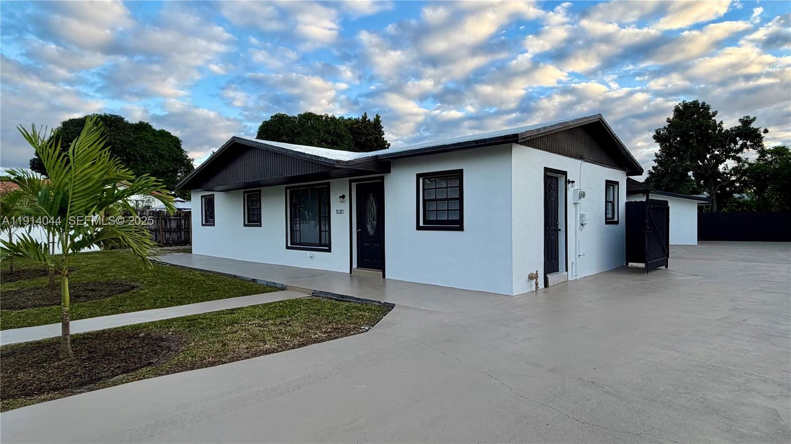 5020 NW 170th Street, Miami Gardens, FL 33055