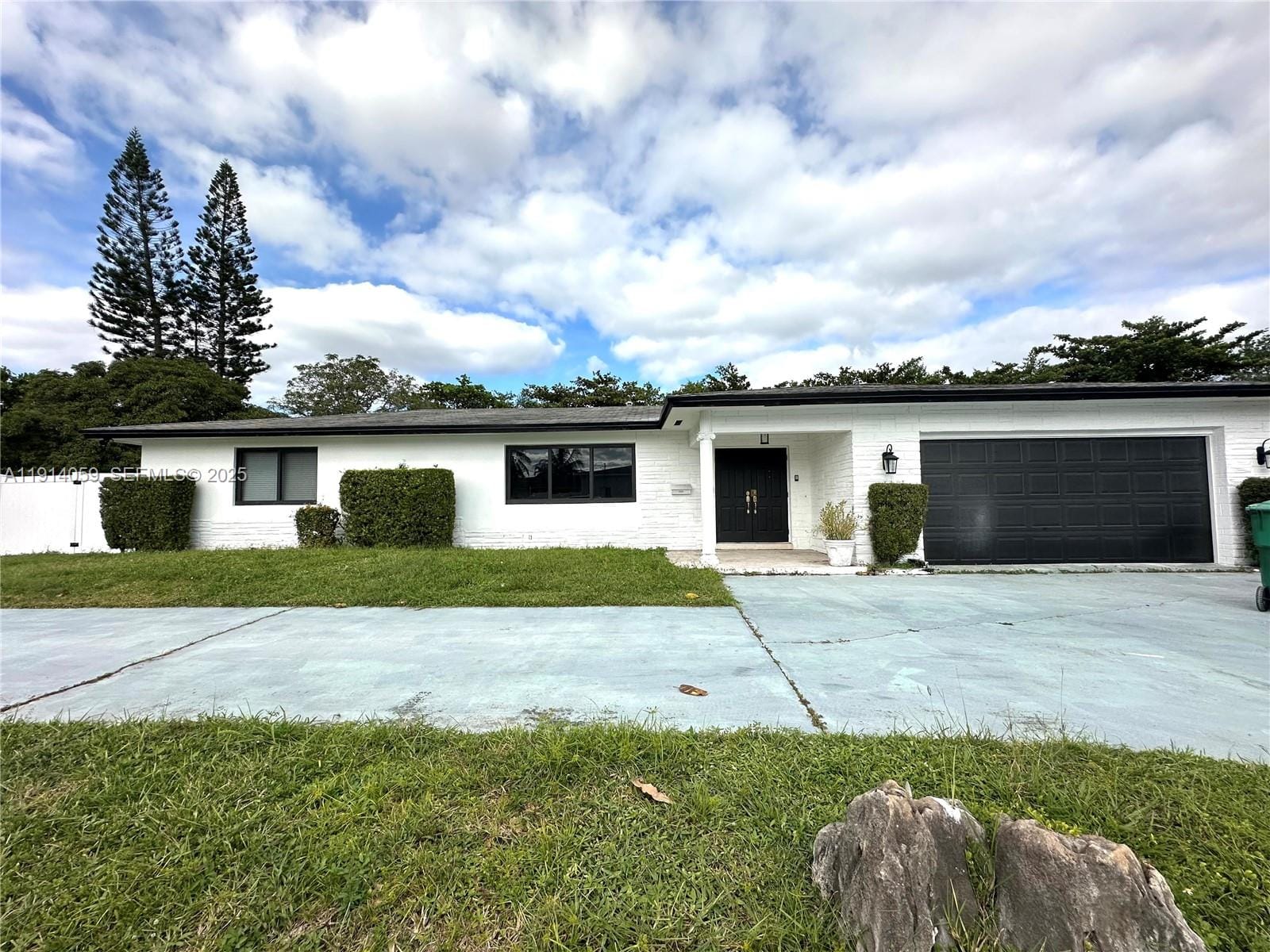 2931 NW 8th Road, Fort Lauderdale, FL 33311