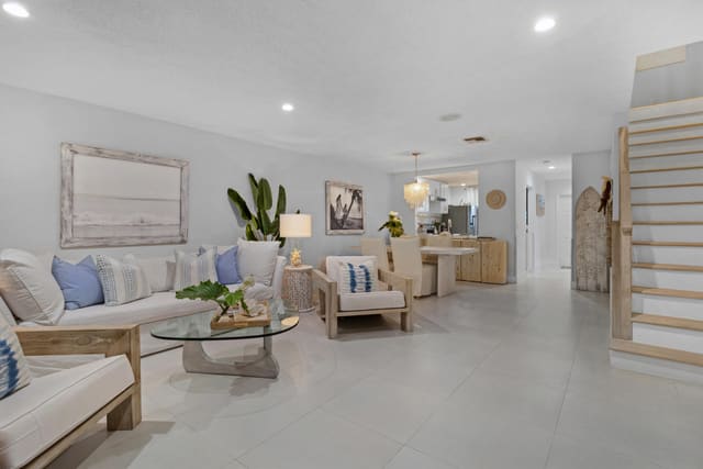 2136 NE 44th Street 4, sold in Townhomes Of Lighthouse Point, Lighthouse Point, FL