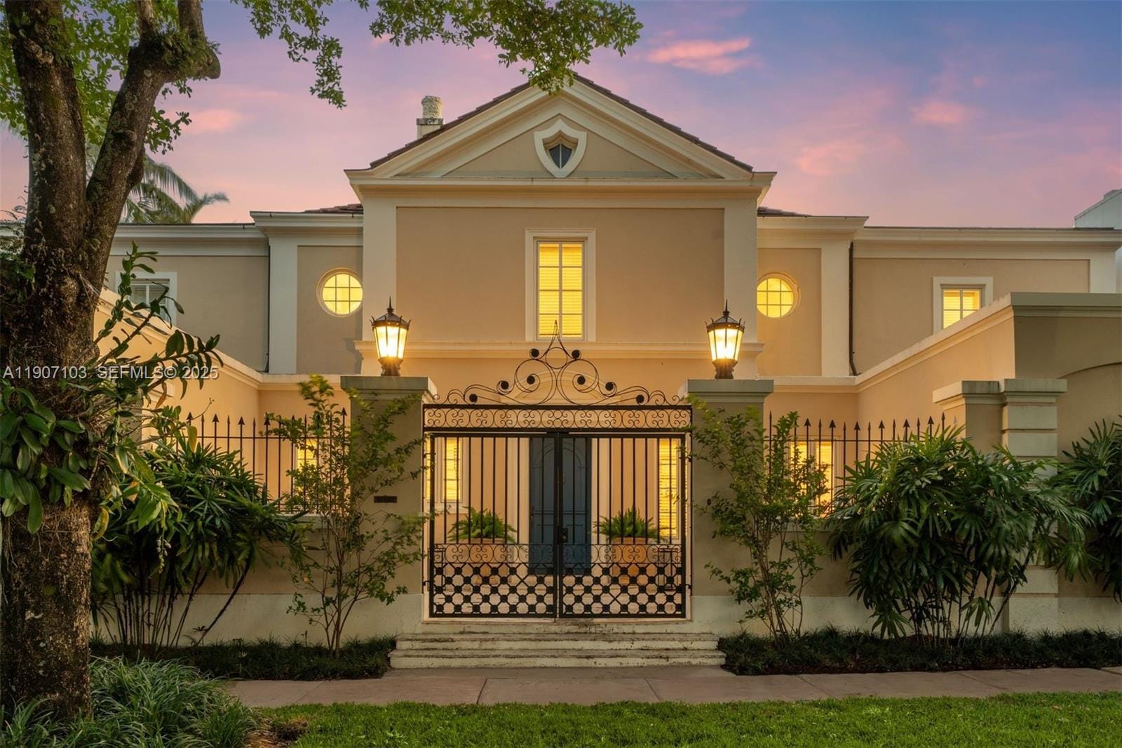1004 Cotorro Avenue, Coral Gables, FL 33146