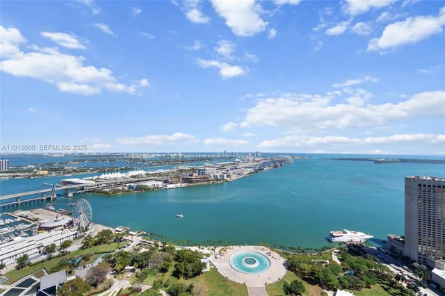 50 Biscayne Boulevard 4808, sold in 50 Biscayne Condo, Miami, FL