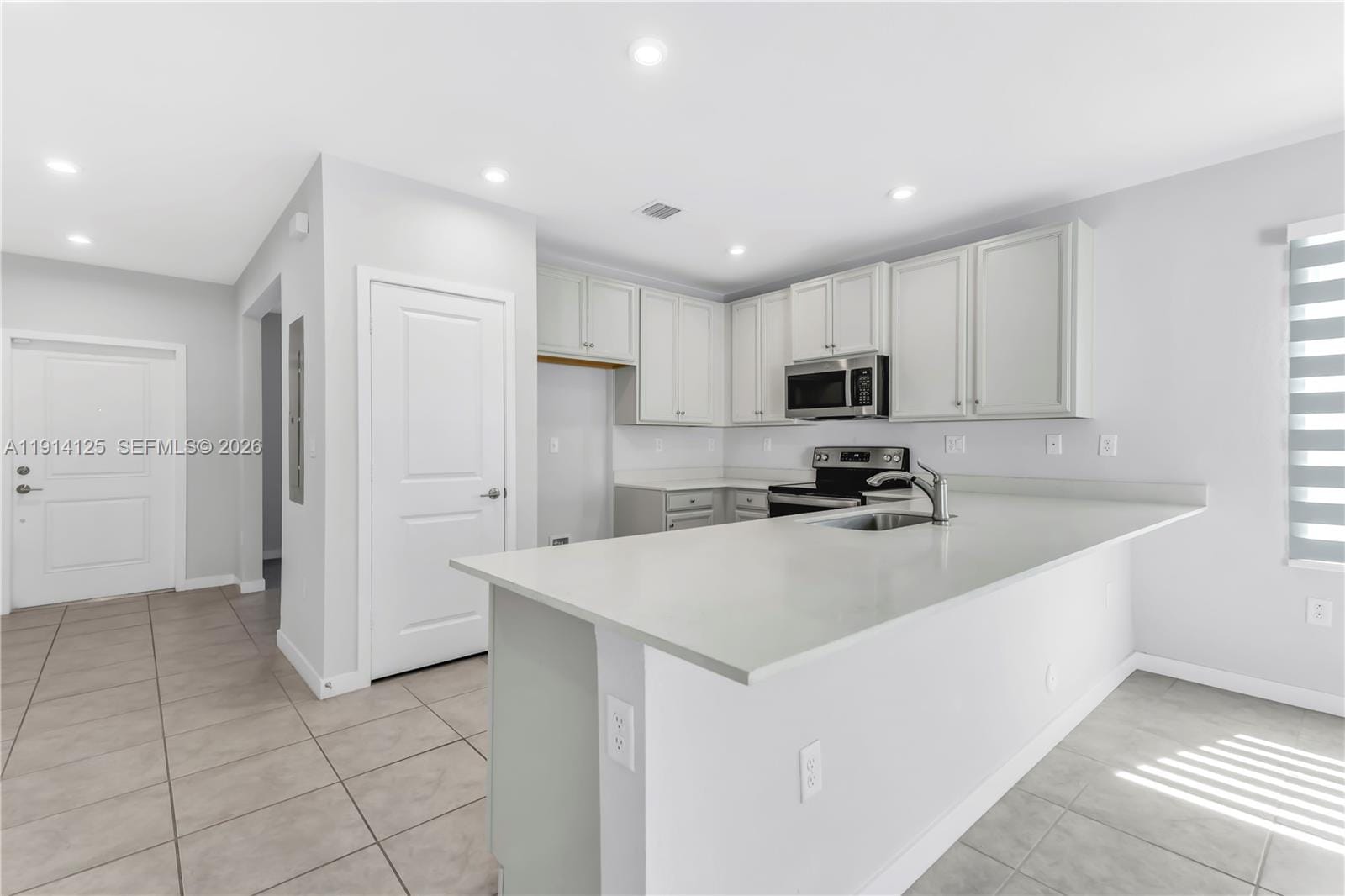 436 NW 11th Avenue — photo 4