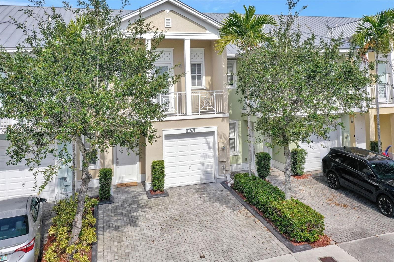 10867 NW 76th Lane, Doral, FL 33178 photo 2