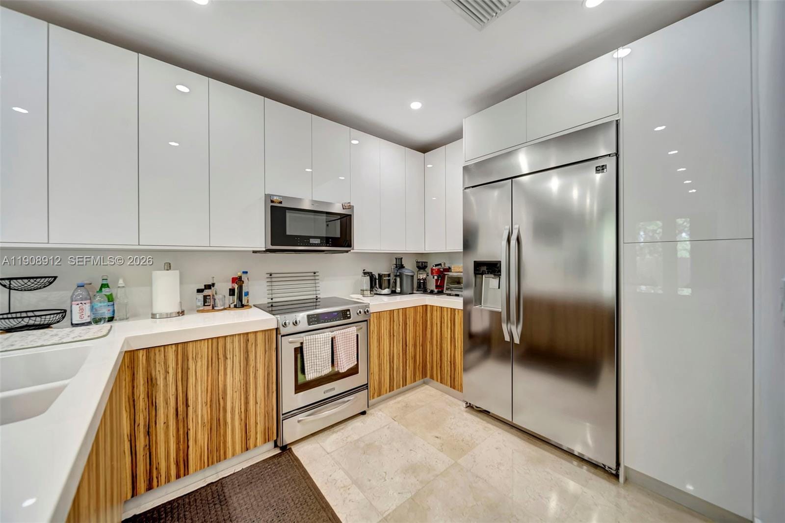 10867 NW 76th Lane, Doral, FL 33178 photo 12