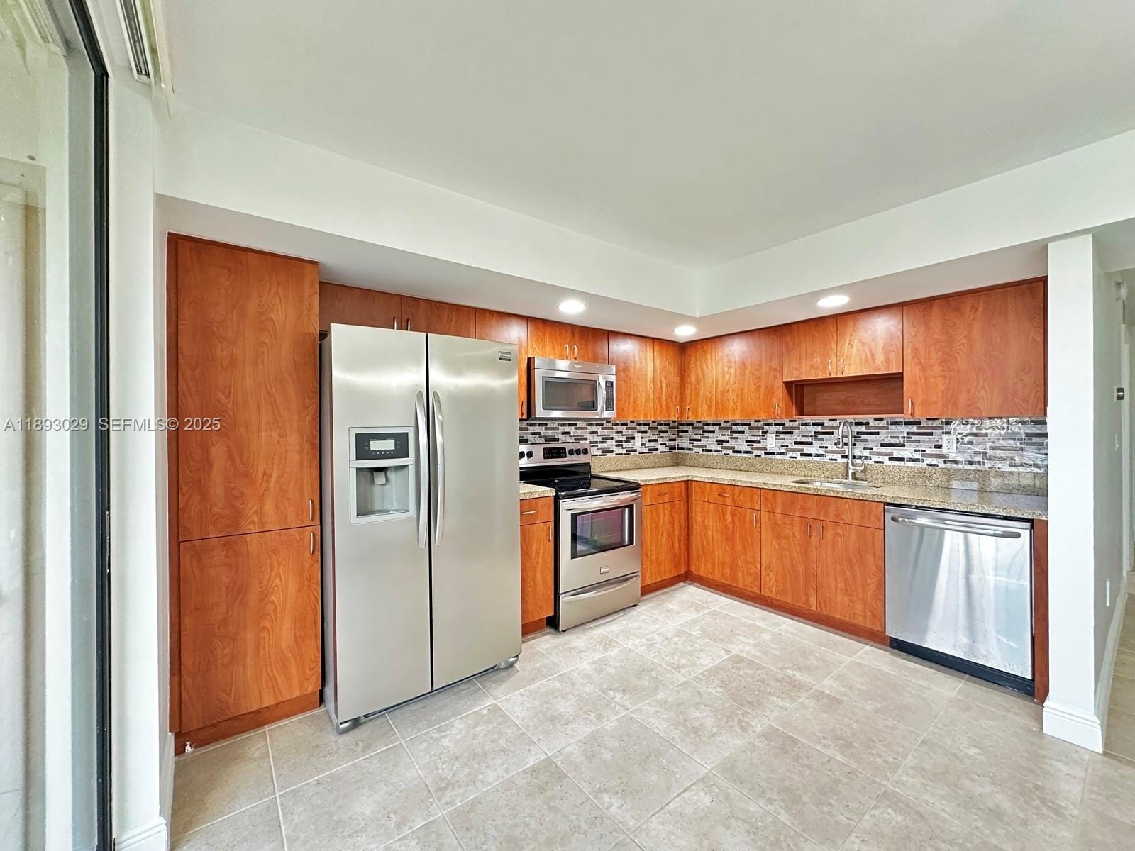 8035 SW 107th Avenue 211, Miami, FL 33173 photo 7