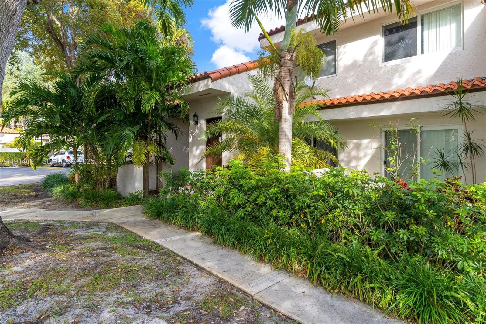 10930 SW 75th Street, Miami, FL 33173 photo 3