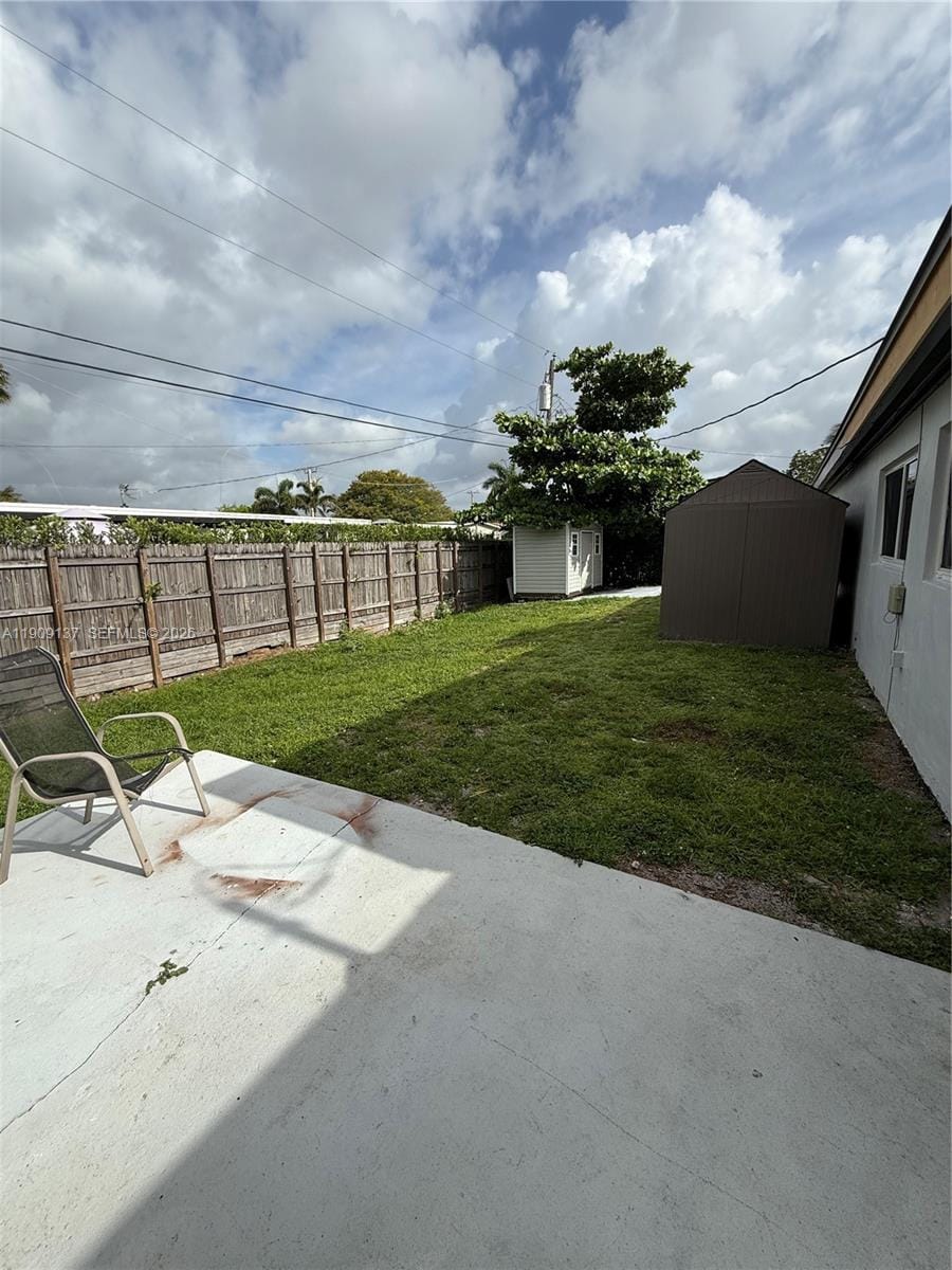 17902 NW 81st Court, Hialeah, FL 33015 photo 29