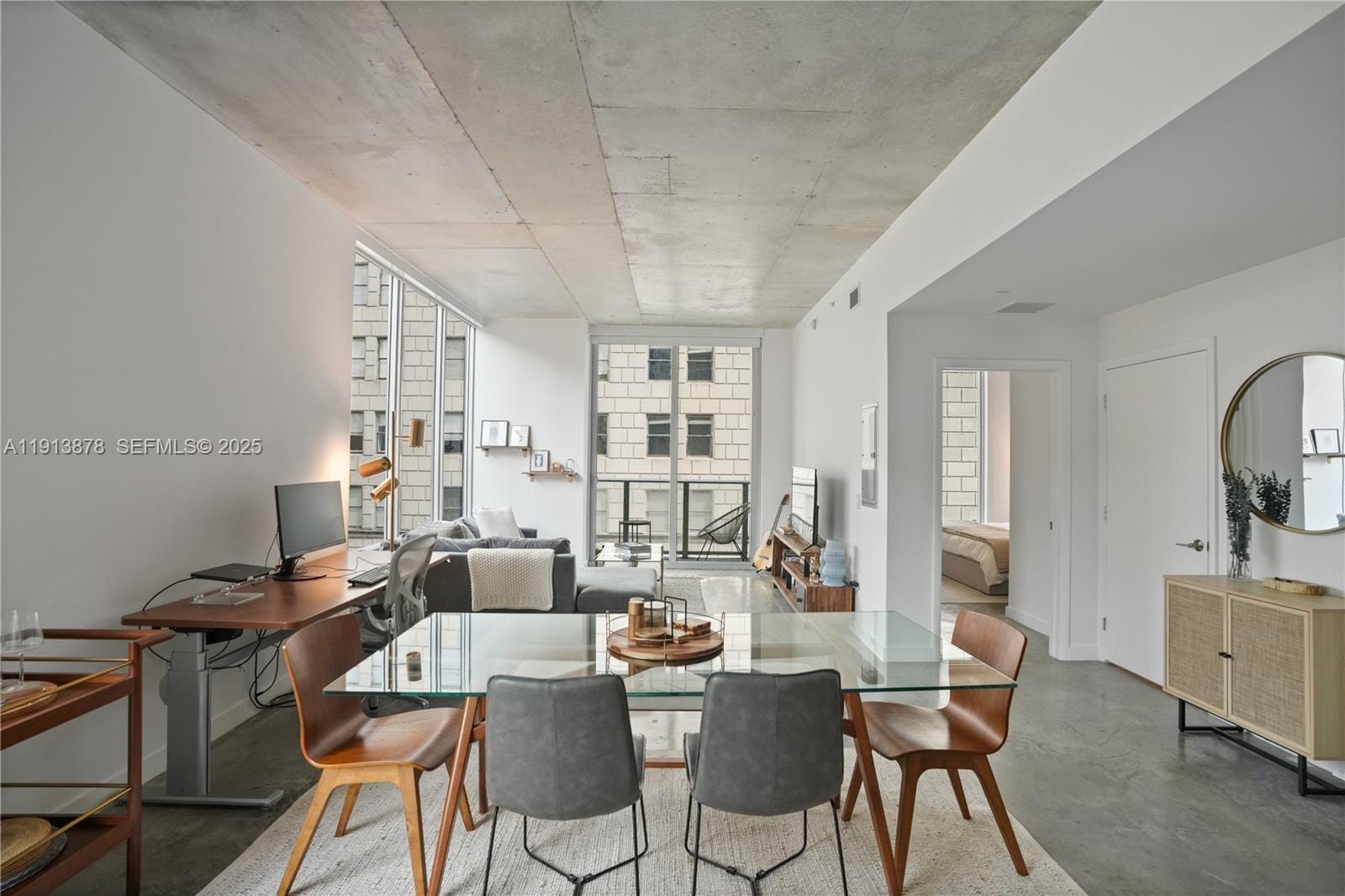 151 SE 1st Street 502, Miami, FL 33131 photo 2