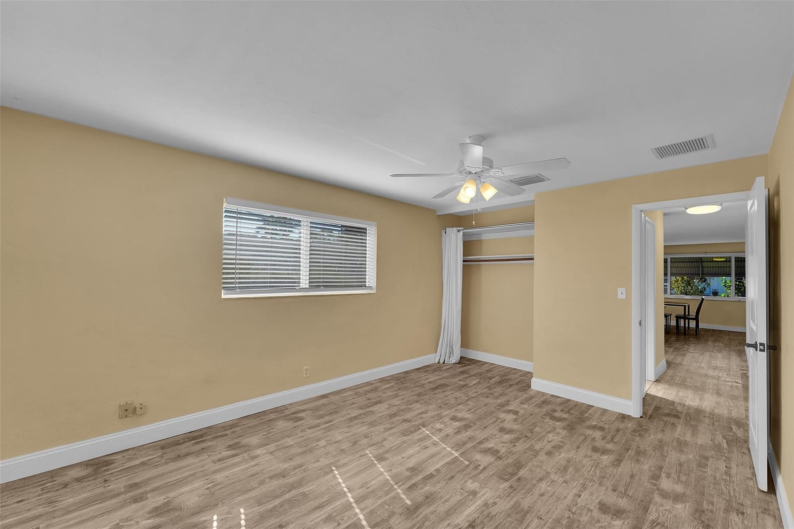 5940 NE 1st Terrace, Oakland Park, FL 33334 photo 19