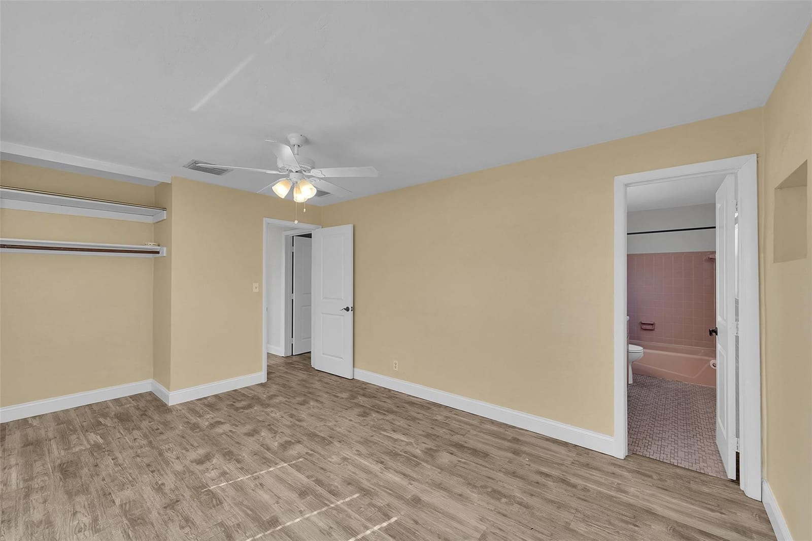 5940 NE 1st Terrace, Oakland Park, FL 33334 photo 20