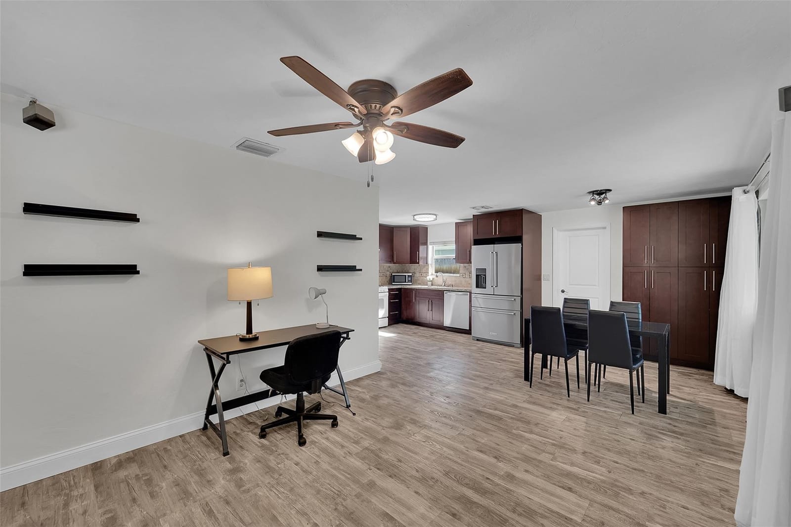 5940 NE 1st Terrace — photo 5