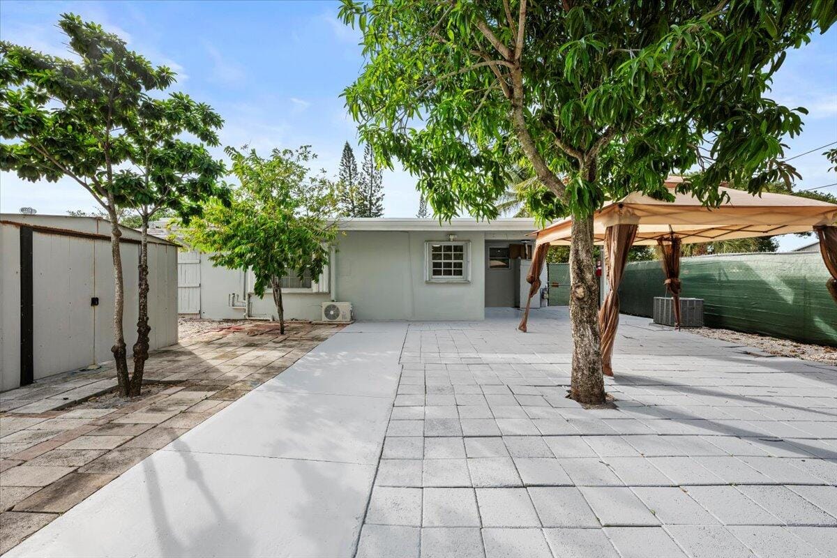 424 N B Street, Lake Worth Beach, FL 33460 photo 25