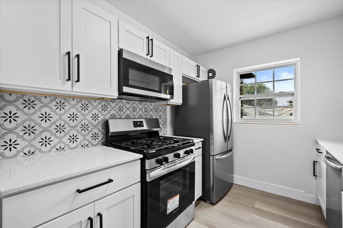 424 N B Street — photo 7