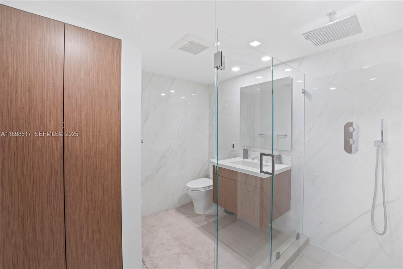 2301 Collins Avenue 1005, Miami Beach, FL 33139 photo 18