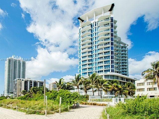6515 Collins Avenue 1007, Miami Beach, FL 33141 photo 2