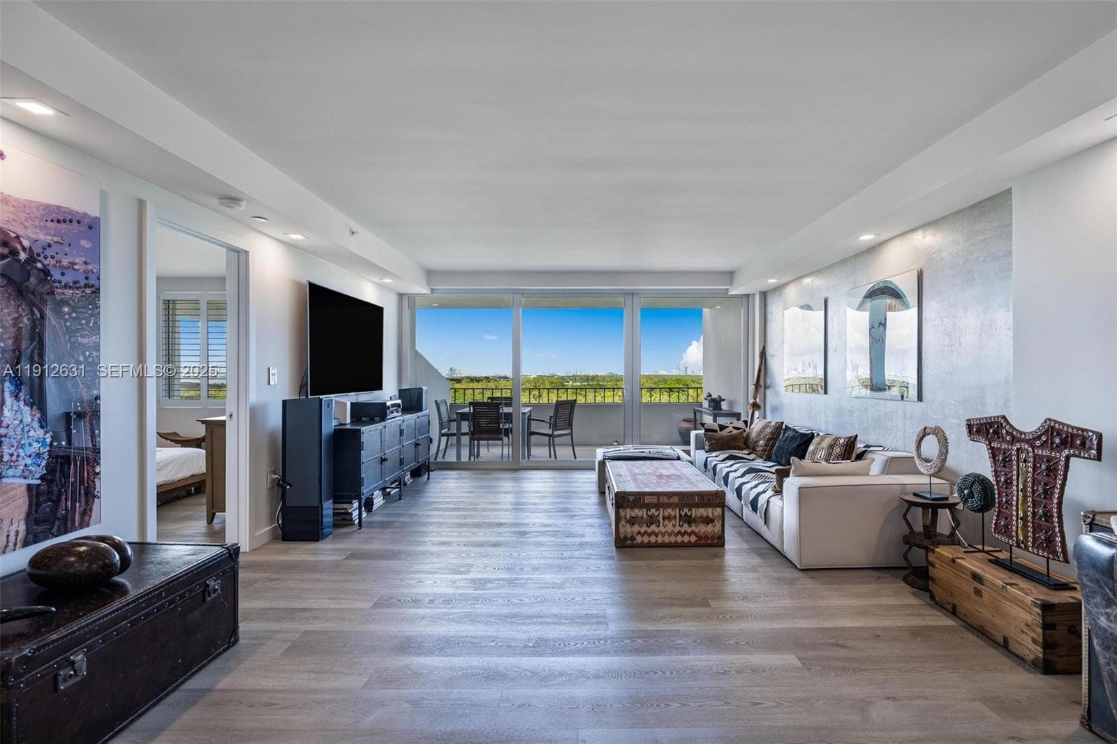 155 Ocean Lane Drive 1002, Key Biscayne, FL 33149 photo 2