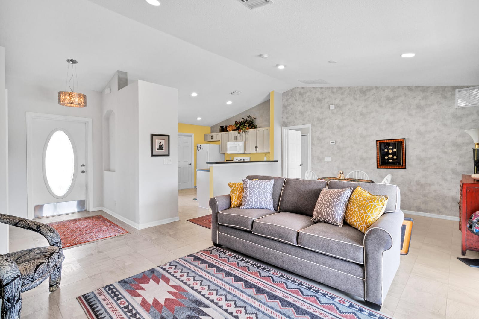 547 High Hawk Circle — photo 3