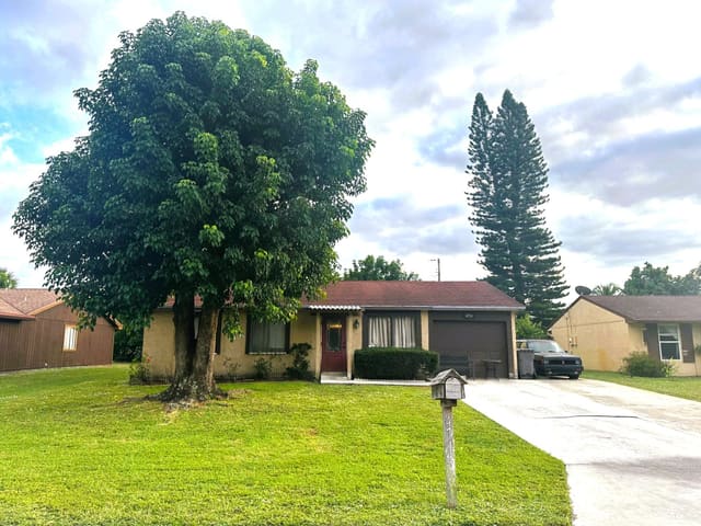 4714 Wadita Ka Way, sold in North Landing, West Palm Beach, FL