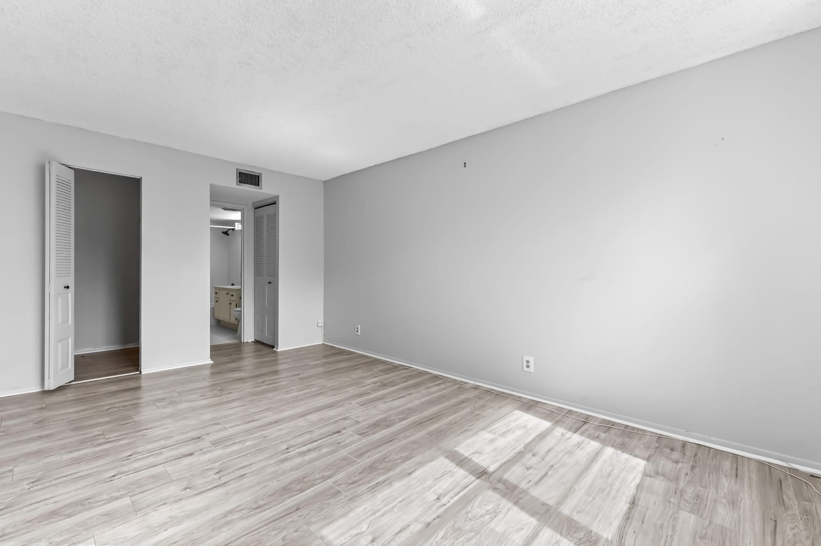 2650 NW 49th Avenue 422 — photo 11