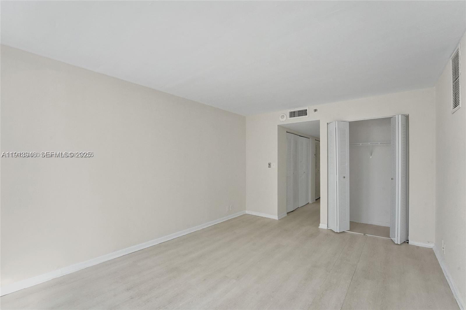 7601 E Treasure Drive 406, North Bay Village, FL 33141 photo 23
