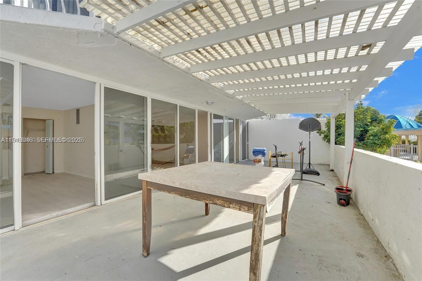 7601 E Treasure Drive 406 — photo 4