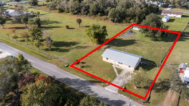 7677 NW 90th Court, sold in Dixie Ranch Acres, Okeechobee, FL