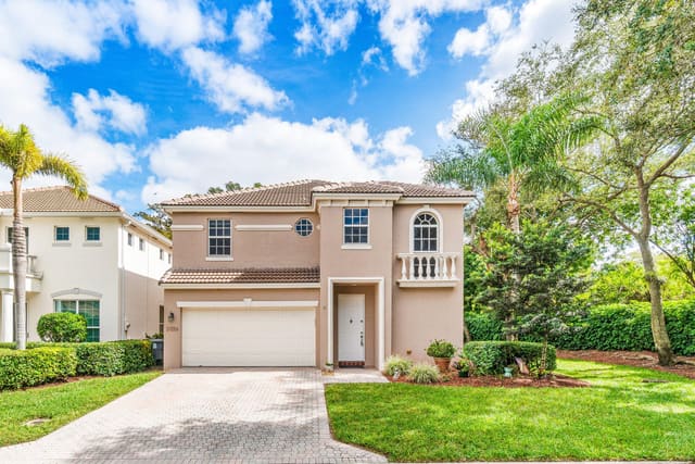 21256 Via Fiore, sold in Mizner Pointe Of Boca Via Ancho, Boca Raton, FL