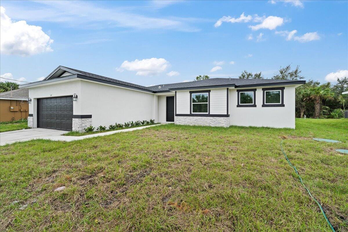 911 Echo Street, Fort Pierce, FL 34982 photo 2