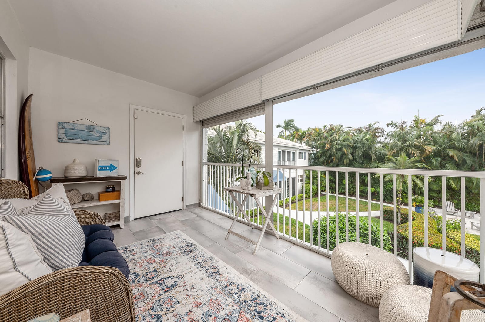 1015 Ingraham Avenue 6 — photo 3