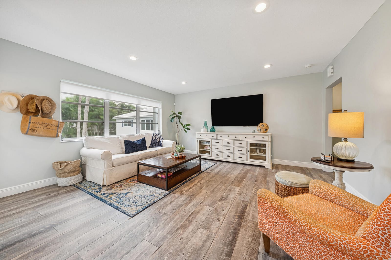 1015 Ingraham Avenue 6 — photo 10