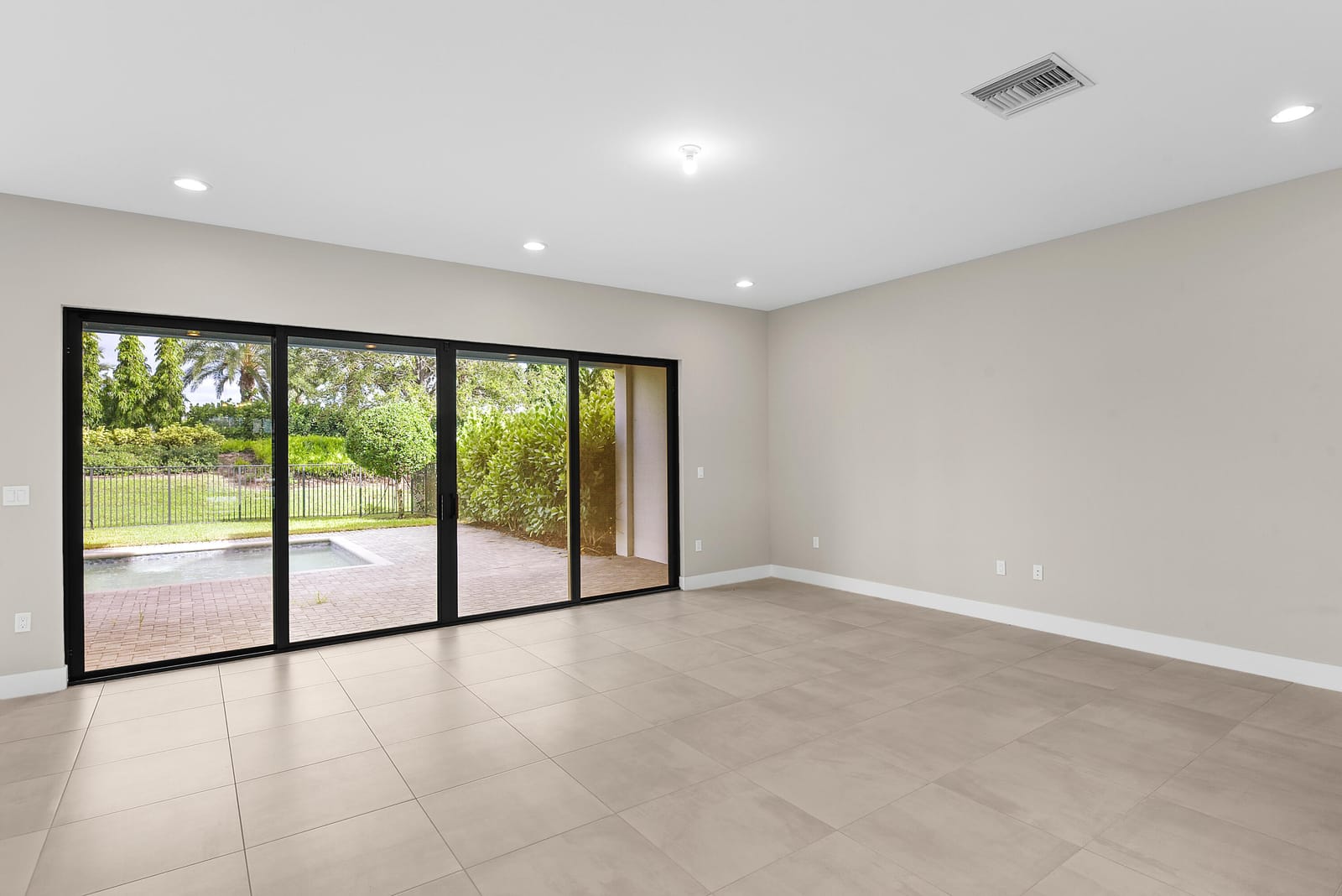 20318 Castle Stuart Avenue, Boca Raton, FL 33434 photo 4