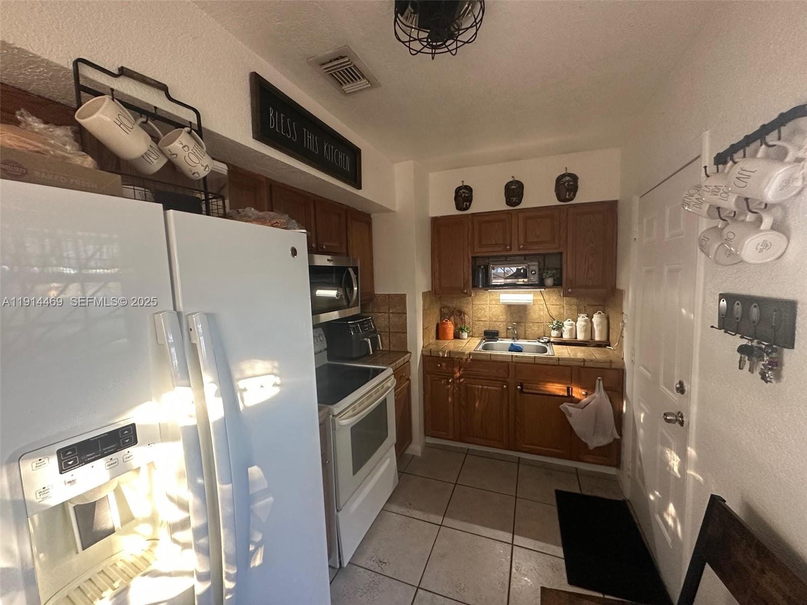 10730 SW 220th Street, Miami, FL 33170 photo 9