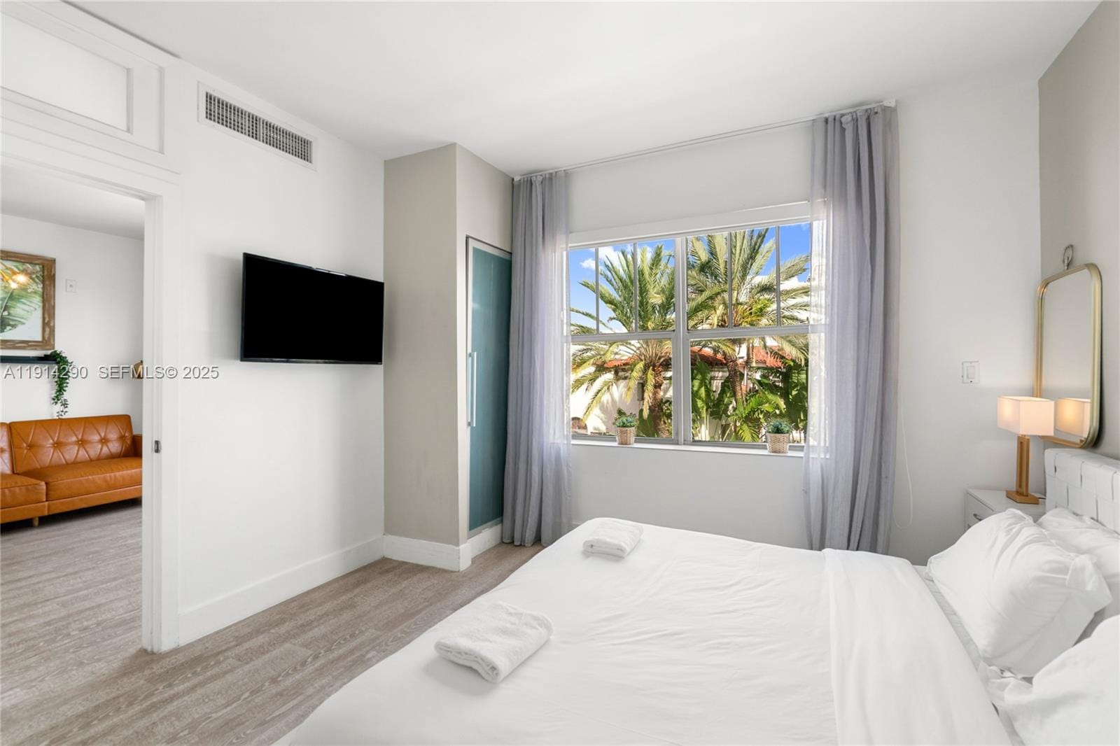 1060 Ocean Drive D307, Miami Beach, FL 33139 photo 13