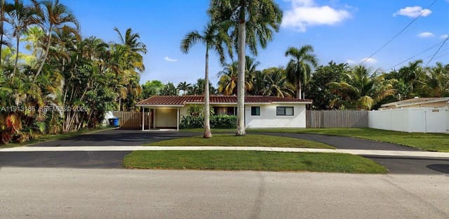 1630 SW 23rd Avenue, sold in Flamingo Park Sec, Fort Lauderdale, FL