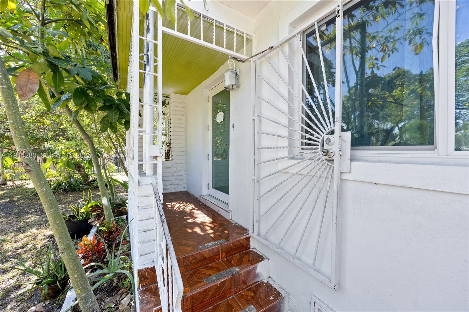 16050 NE 8th Court, North Miami Beach, FL 33162 photo 11
