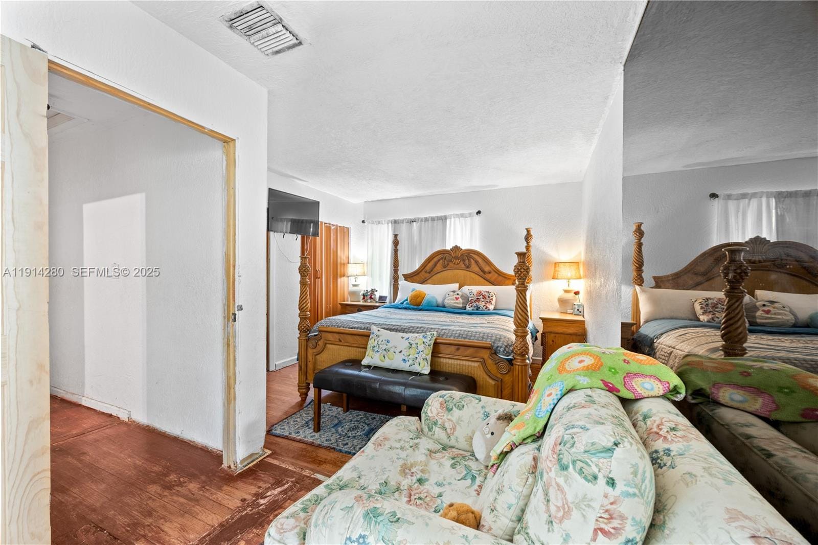 16050 NE 8th Court, North Miami Beach, FL 33162 photo 28