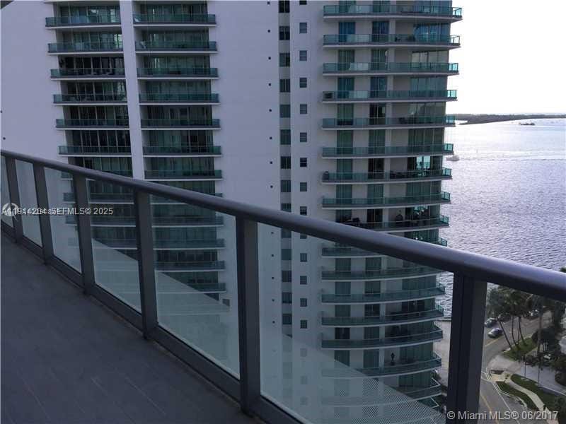 1300 Brickell Bay Drive, Miami, FL 33131 photo 12