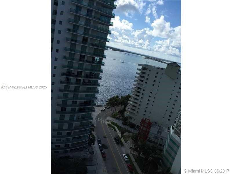 1300 Brickell Bay Drive, Miami, FL 33131 photo 14