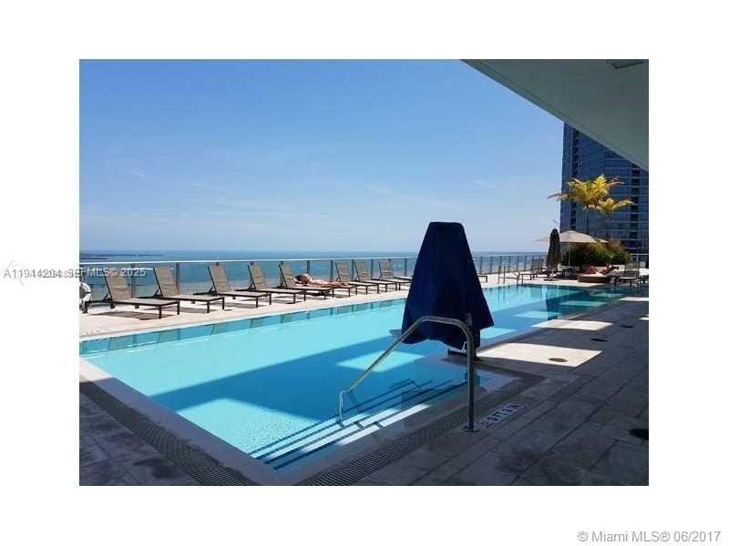 1300 Brickell Bay Drive, Miami, FL 33131 photo 17