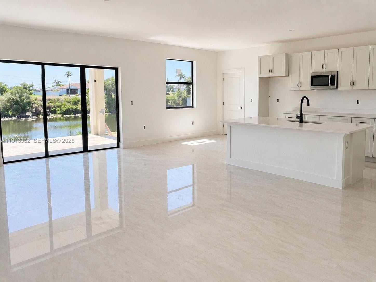 2532 NE 1st Place — photo 10