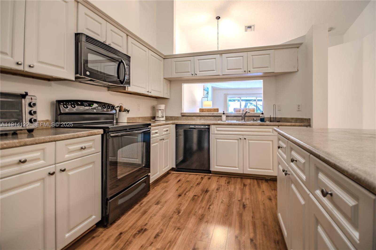 7652 S Pinewalk Drive S 139, Margate, FL 33063, Margate