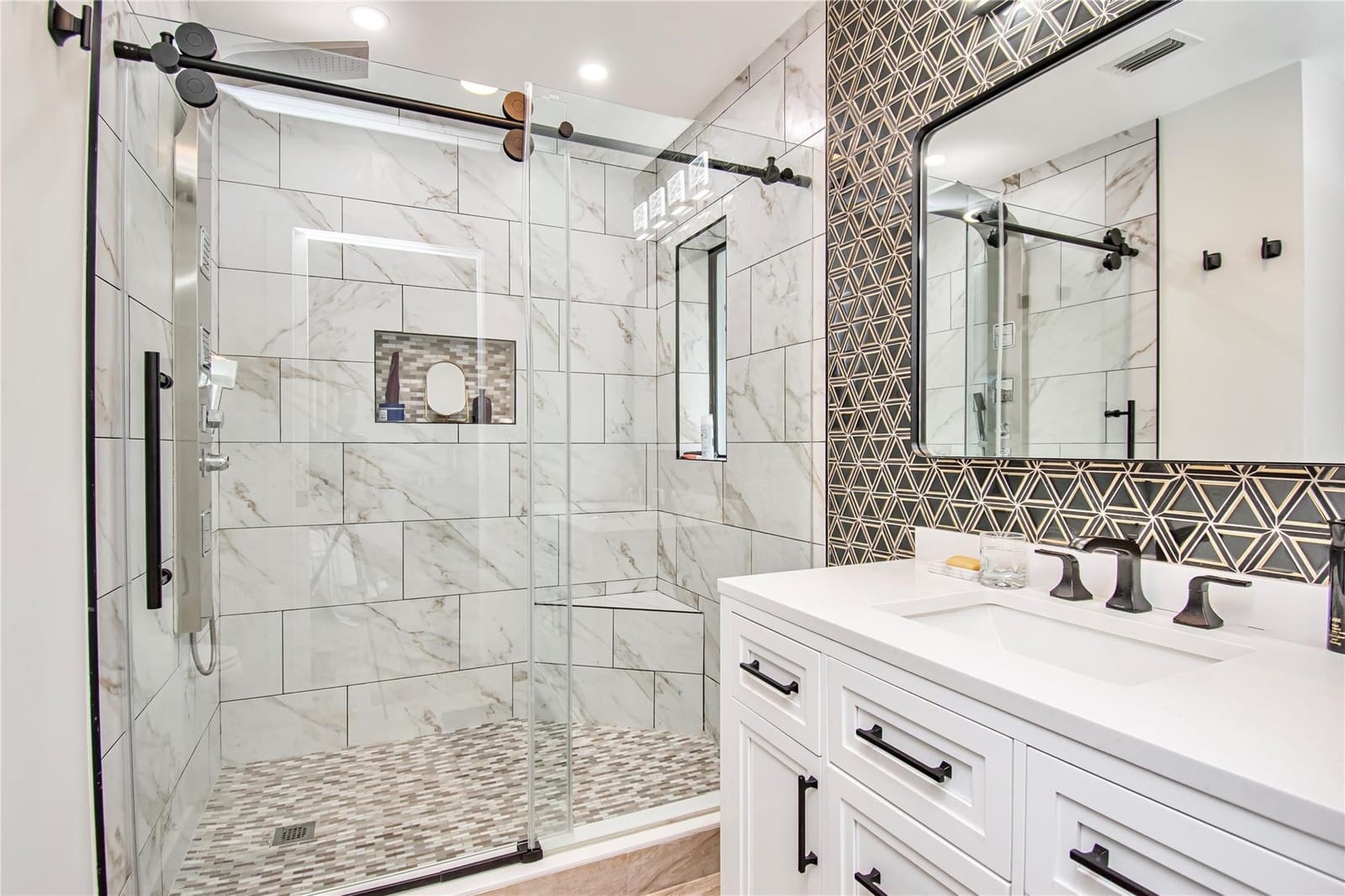 6557 Country Wood Way — photo 12