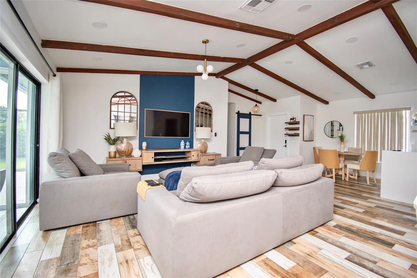 6557 Country Wood Way — photo 8