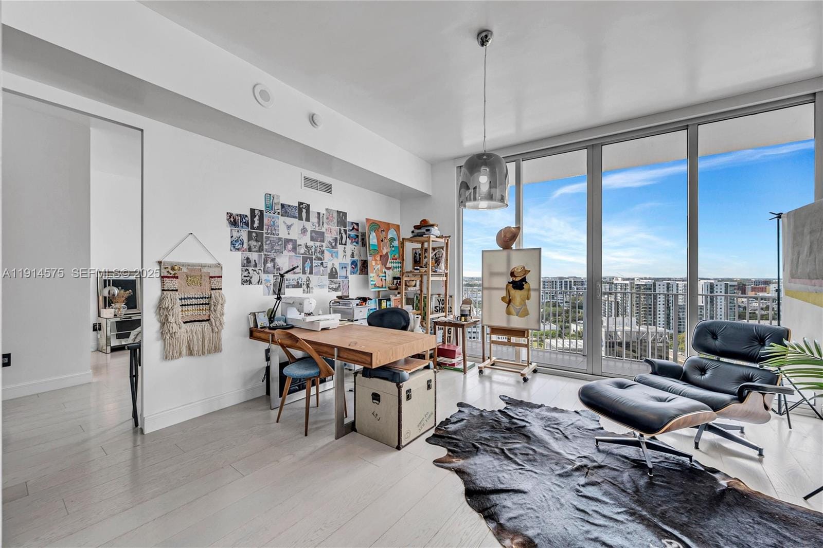 2020 N Bayshore Drive 1906 — photo 9
