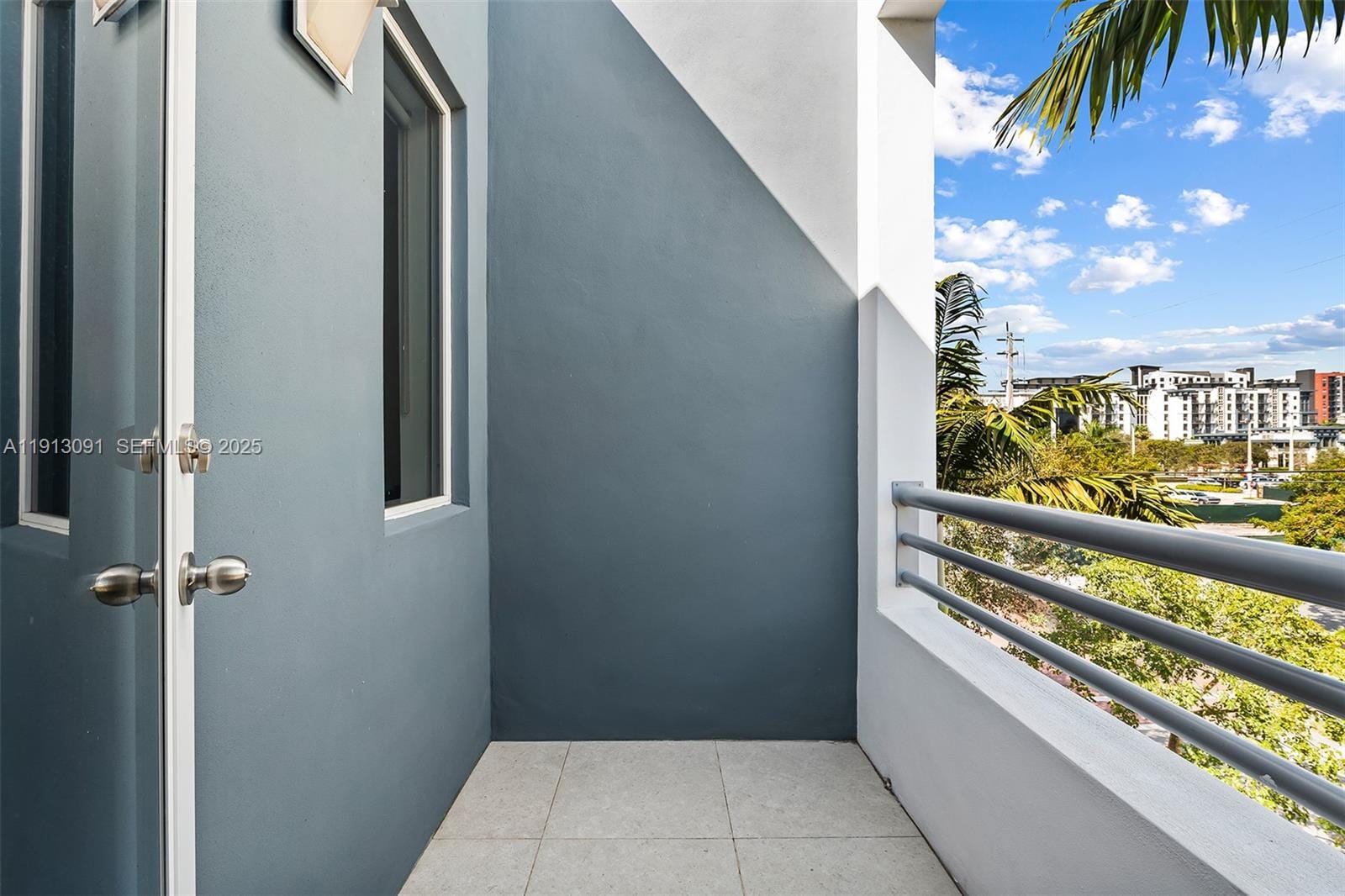 704 NE 5th Street, Fort Lauderdale, FL 33301 photo 12