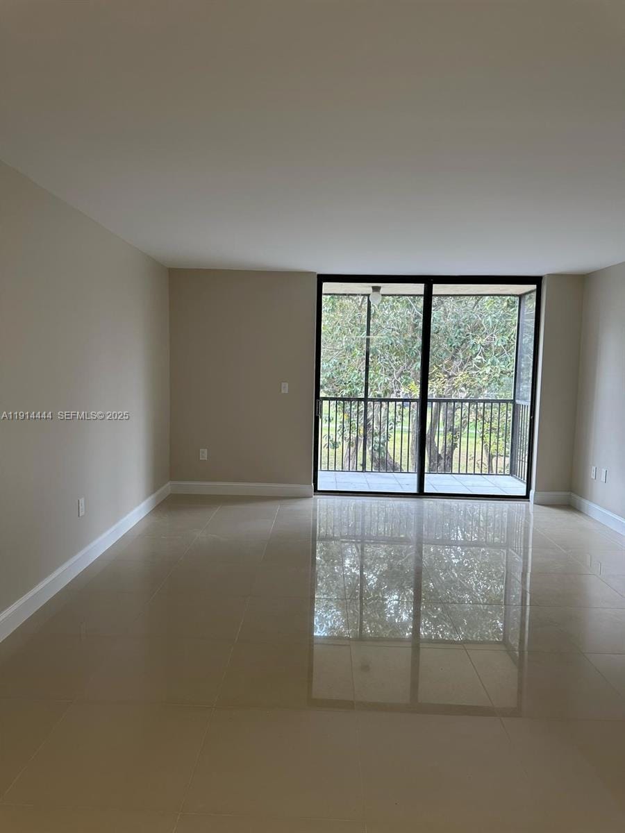 5530 NW 44th Street 308C — photo 7