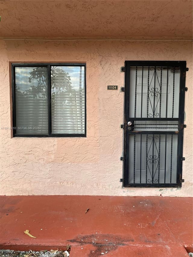 2150 W 60th Street 11104, sold in Hialeah Club Villas Condo, Hialeah, FL
