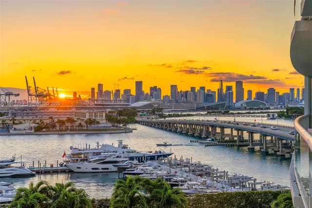 450 Alton Road 805, sold in Icon Condo, Miami Beach, FL