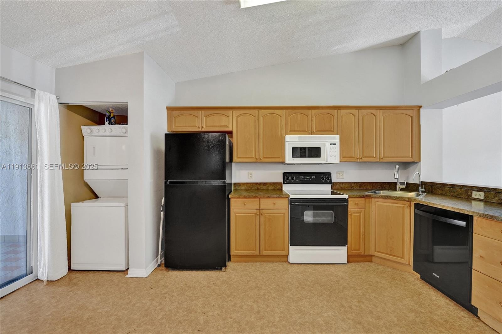 7331 S Devon Drive 215, Tamarac, FL 33321 photo 12