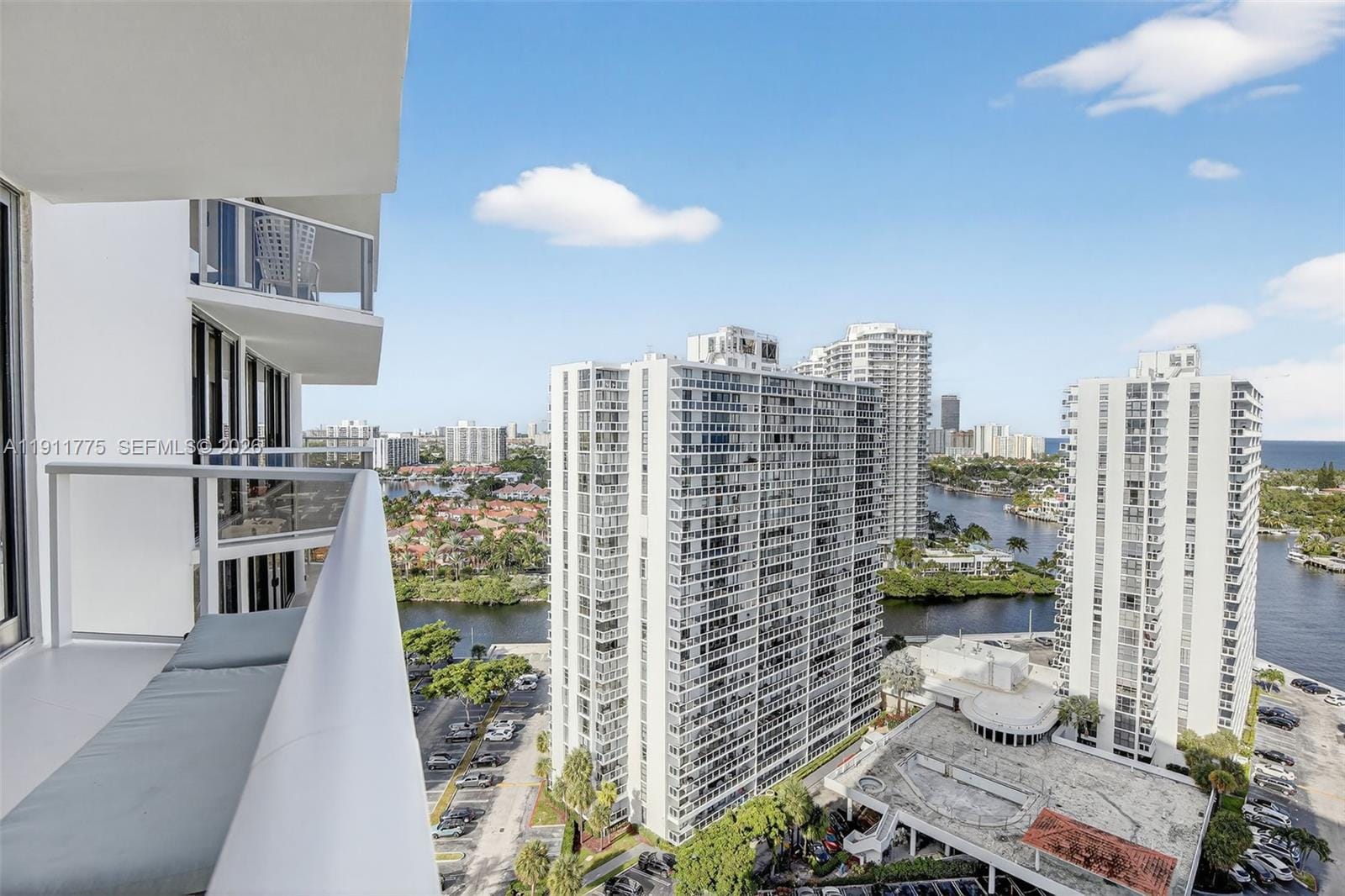 20281 E Country Club Drive 1704, Aventura, FL 33180 photo 19